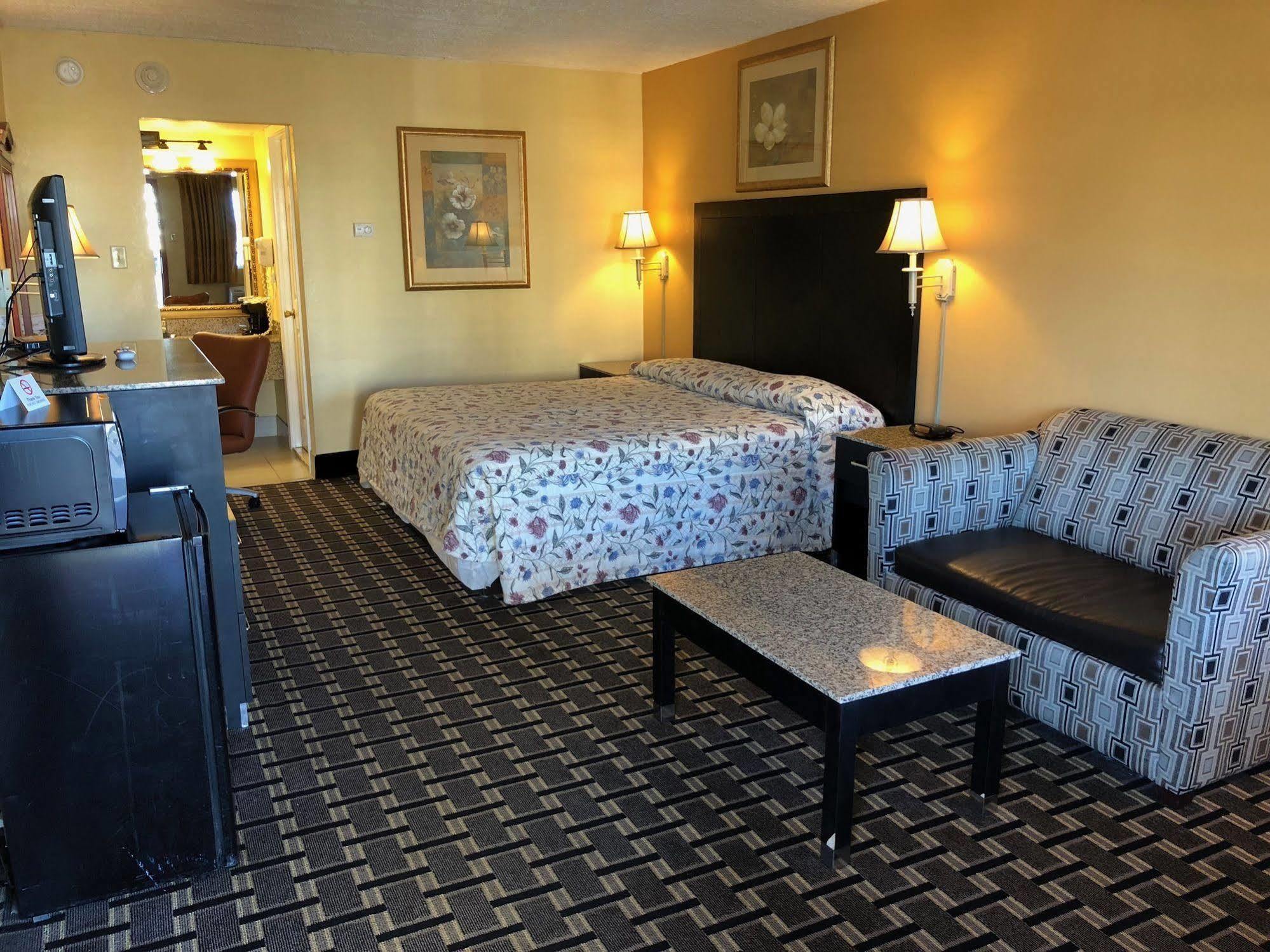 Knights Inn Mount Laurel Bagian luar foto